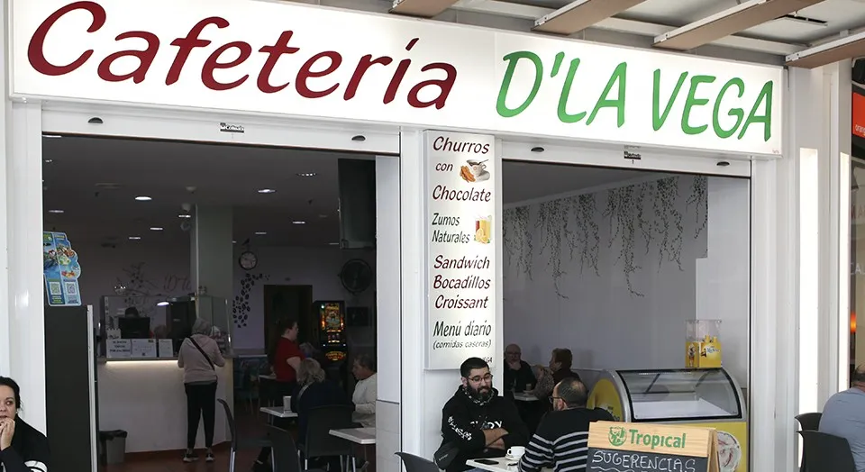 CAFETERÍA D LA VEGA