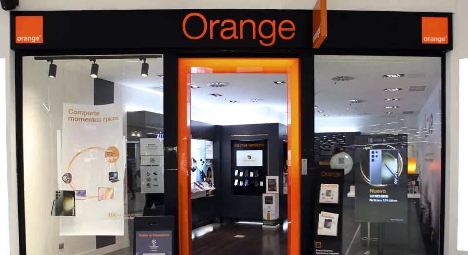ORANGE