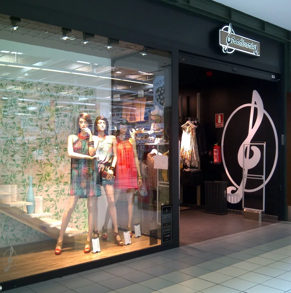 STRADIVARIUS